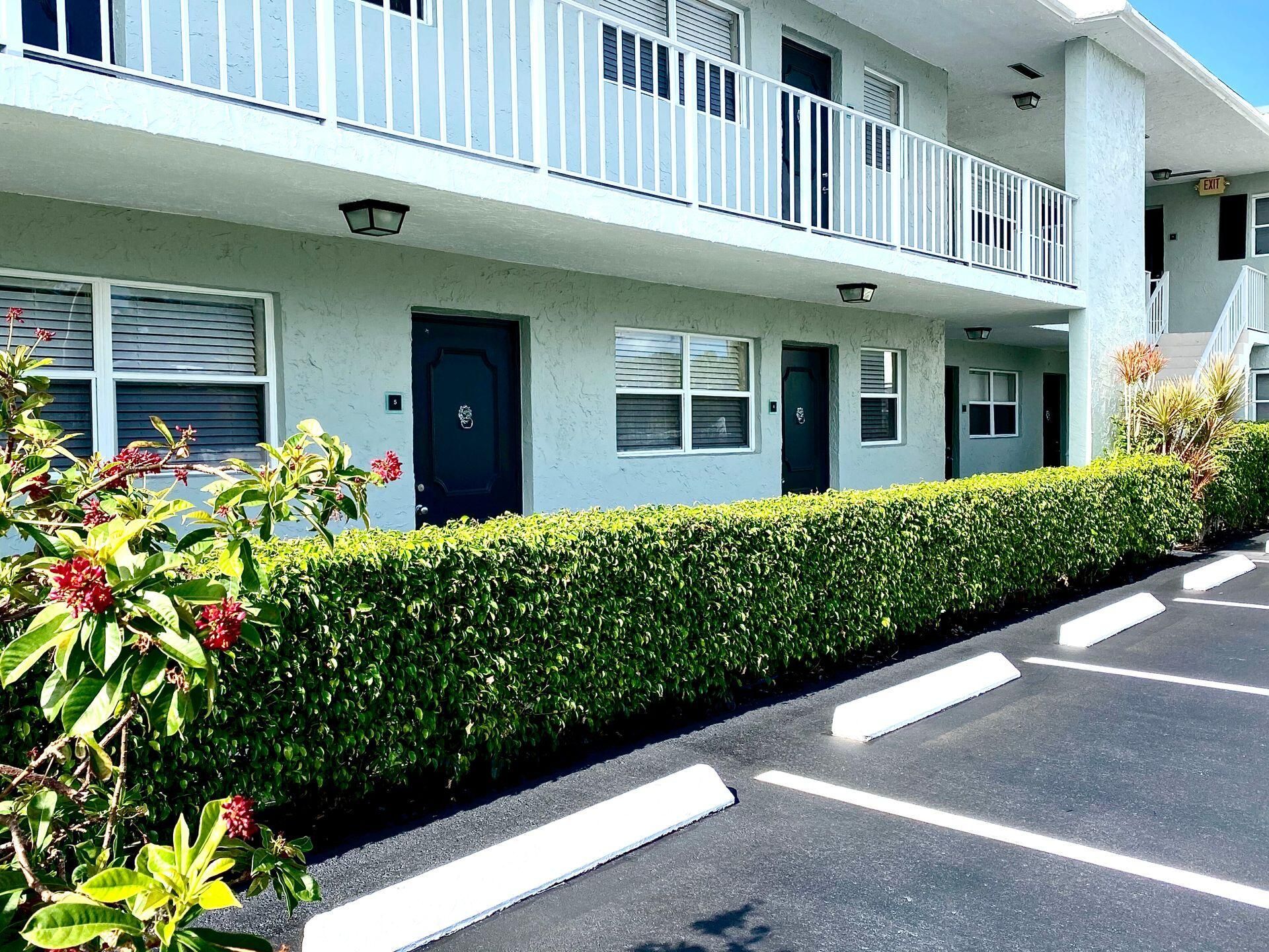 665 Glouchester Street, Unit Apt 17, Boca Raton, FL 33487 Photo