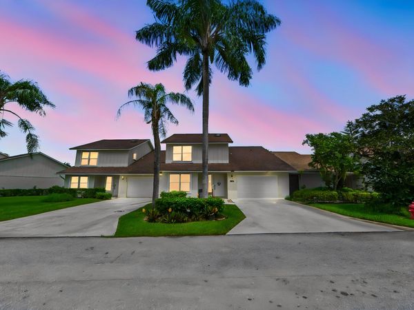 11901 Donlin Drive, Wellington, FL 33414