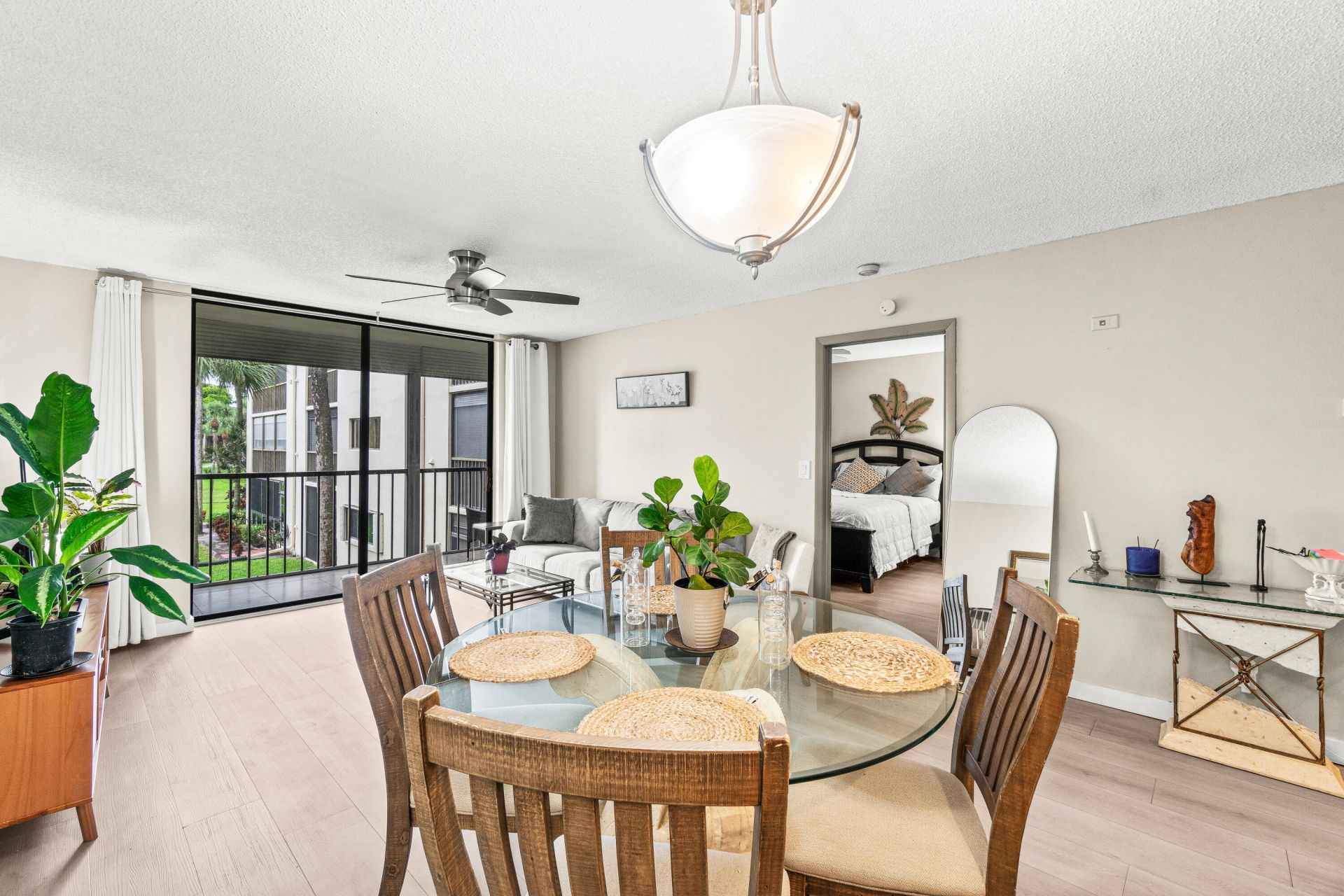 5370 Las Verdes Circle, Unit 209, Delray Beach, FL 33484 Photo