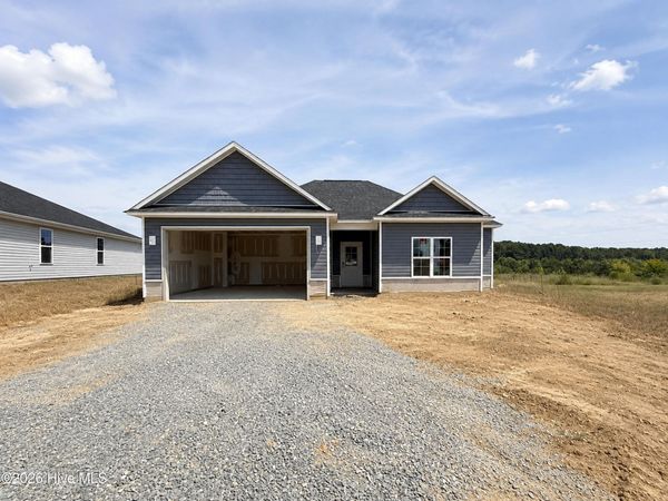 39 E Emily Gardens Drive, Selma, NC 27576