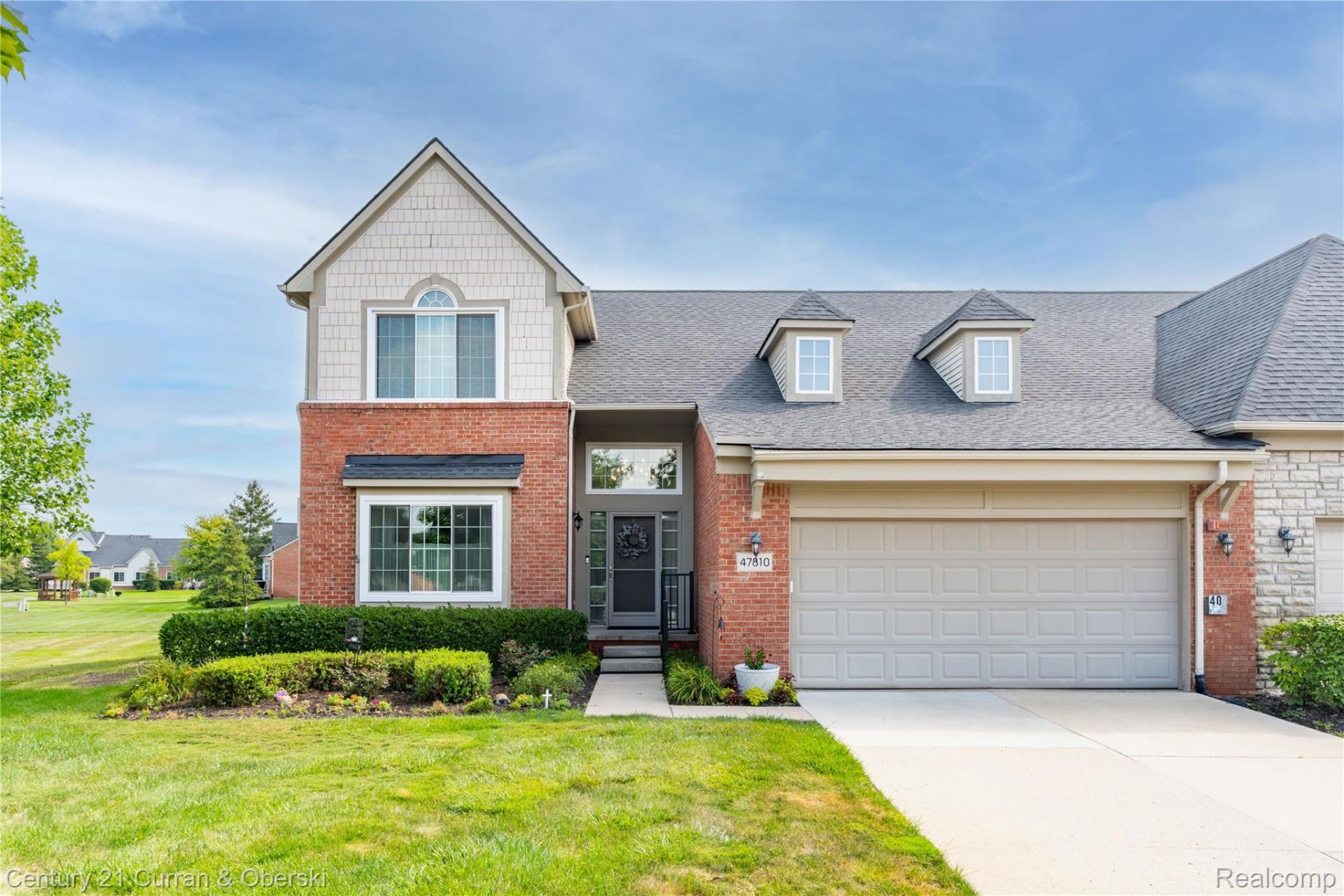 47810 Vistas Circle Drive S, Canton Township, Mi 48188 Main Photo