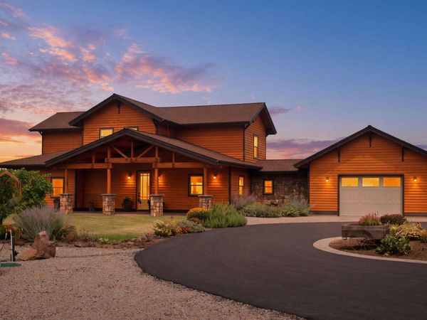 2918 NW Century, Prineville, OR 97754