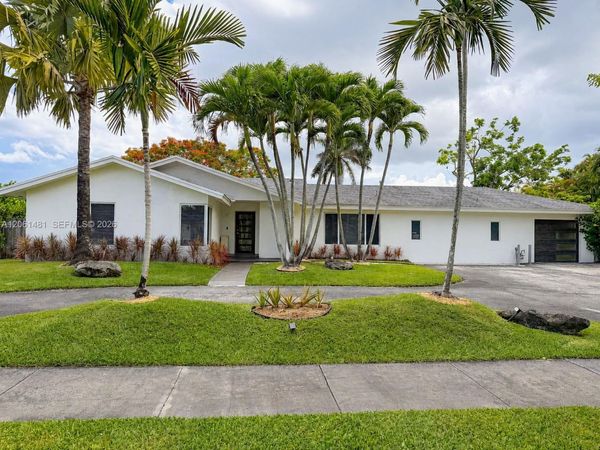 12300 SW 112th Ave , Miami, FL 33176