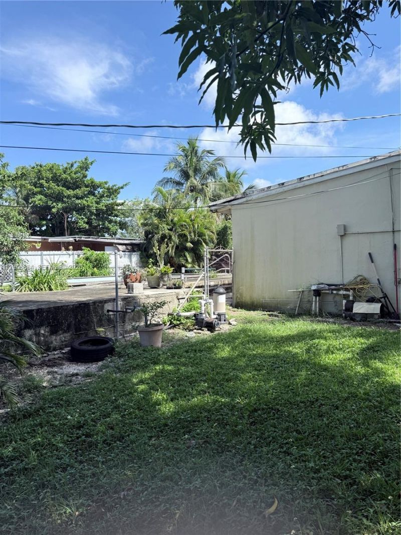 1435 NE 139th St, North Miami, FL 33161 Photo