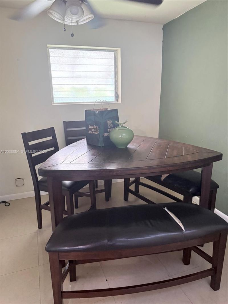 1435 NE 139th St, North Miami, FL 33161 Photo