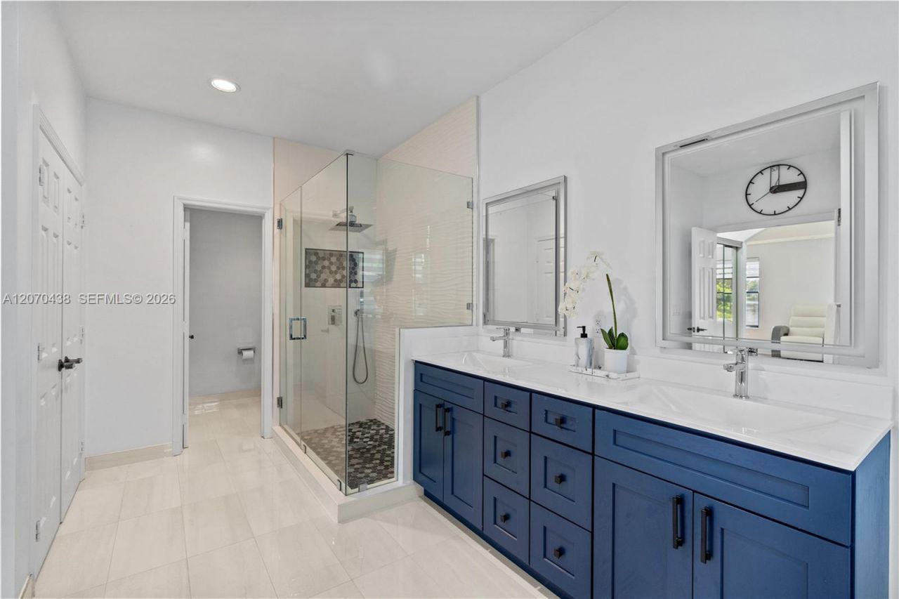 451 NW 194th Ave , Pembroke Pines, FL 33029 Photo