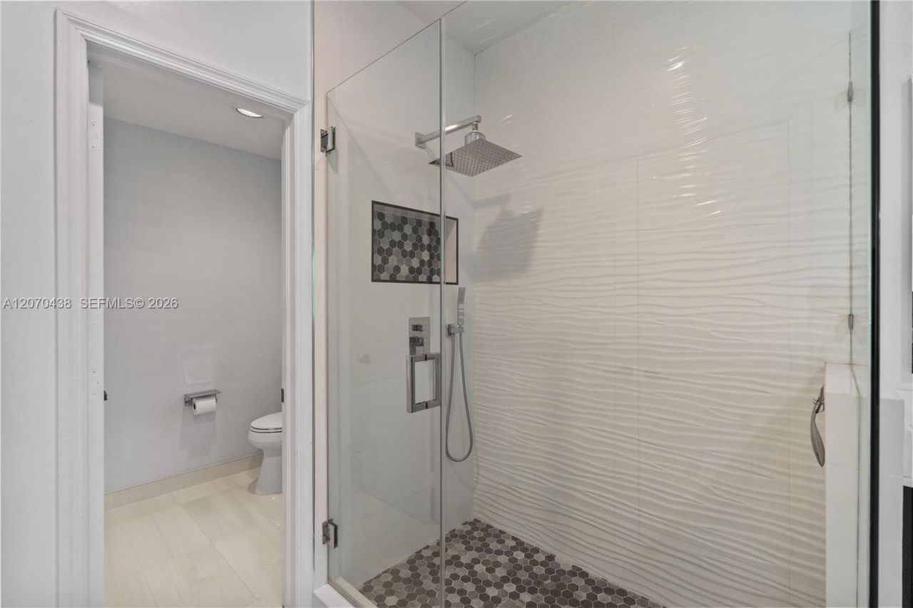 451 NW 194th Ave , Pembroke Pines, FL 33029 Photo
