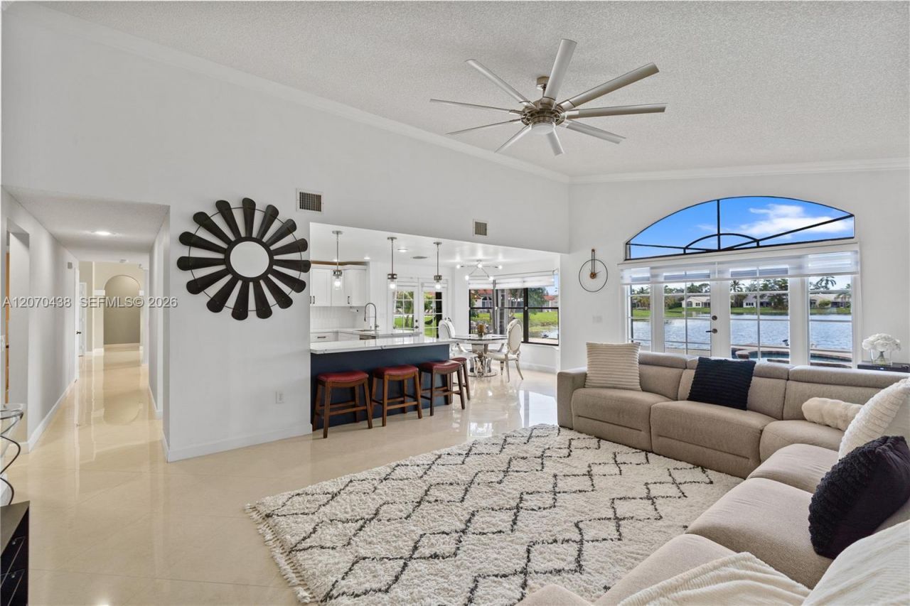 451 NW 194th Ave , Pembroke Pines, FL 33029 Photo