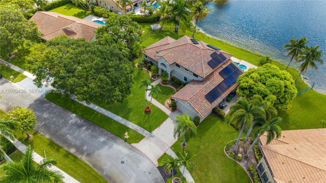 451 NW 194th Ave , Pembroke Pines, FL 33029 Photo