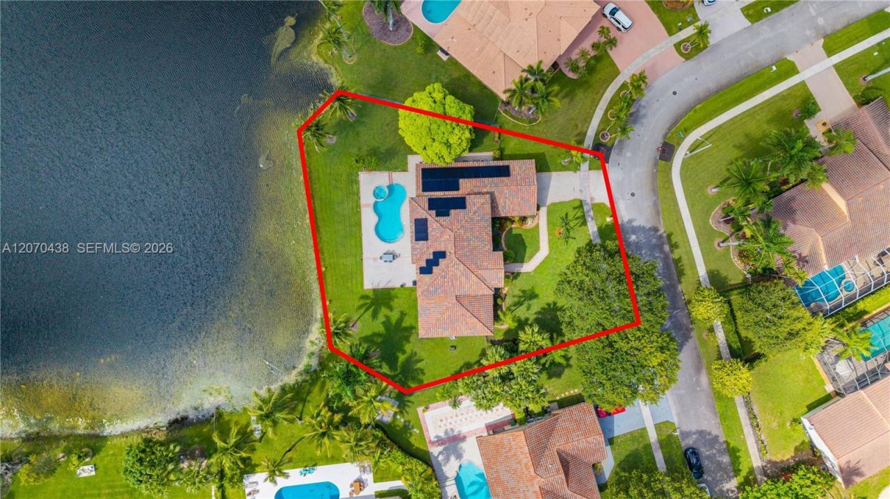 451 NW 194th Ave , Pembroke Pines, FL 33029 Photo