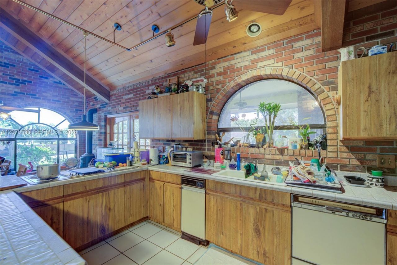 5501 SW 136th Ave, Southwest Ranches, FL 33330 Photo