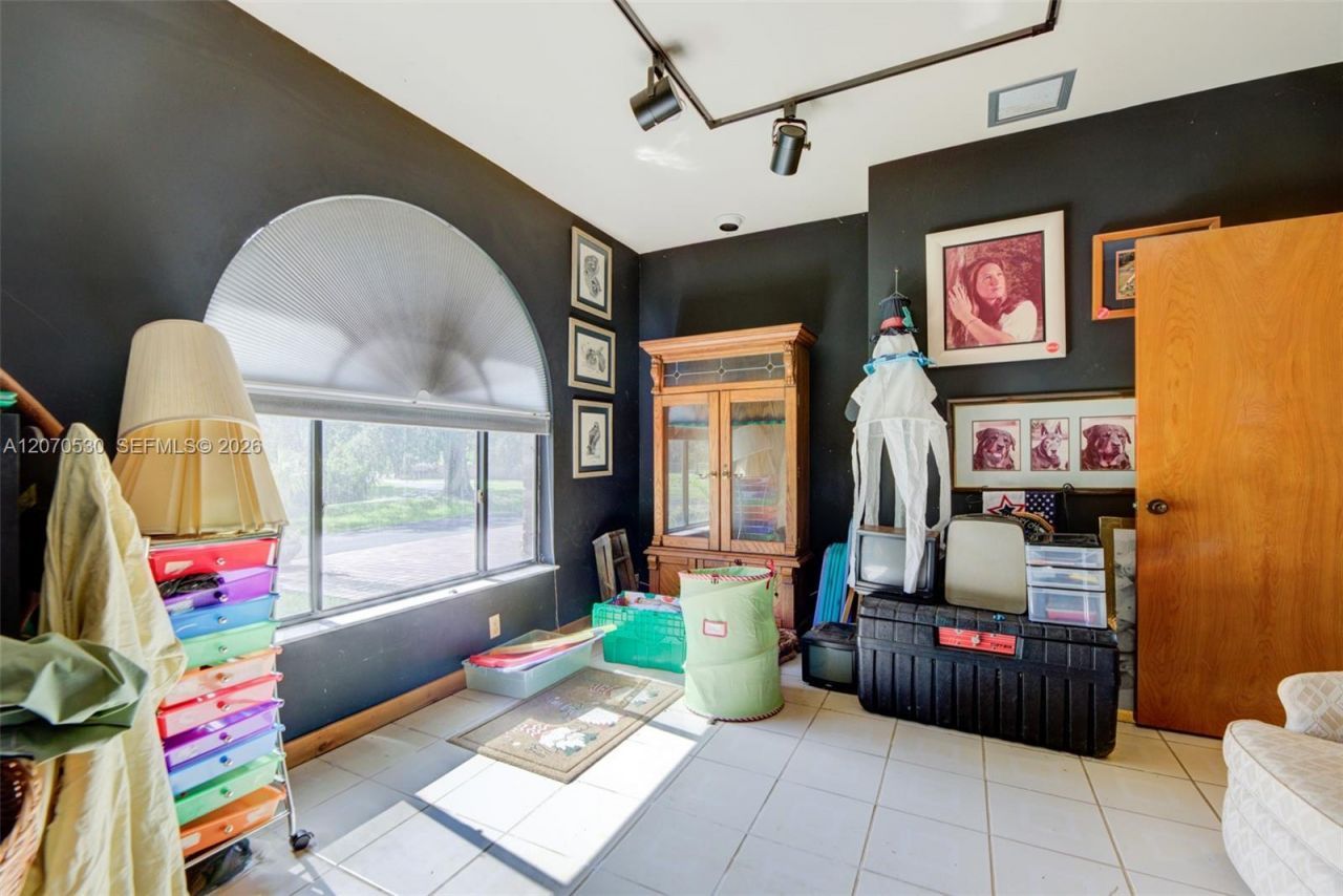 5501 SW 136th Ave, Southwest Ranches, FL 33330 Photo