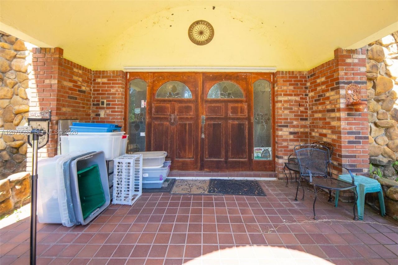 5501 SW 136th Ave, Southwest Ranches, FL 33330 Photo