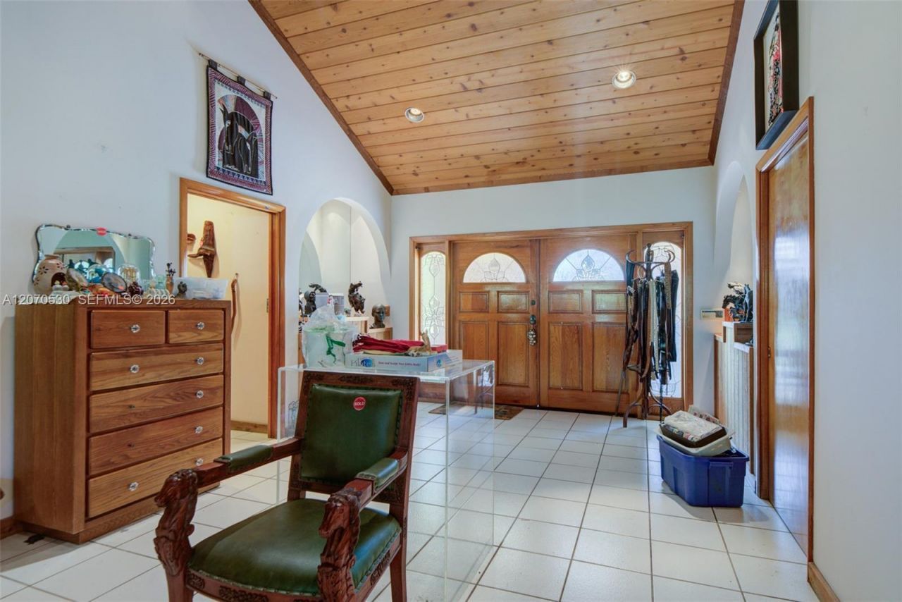 5501 SW 136th Ave, Southwest Ranches, FL 33330 Photo