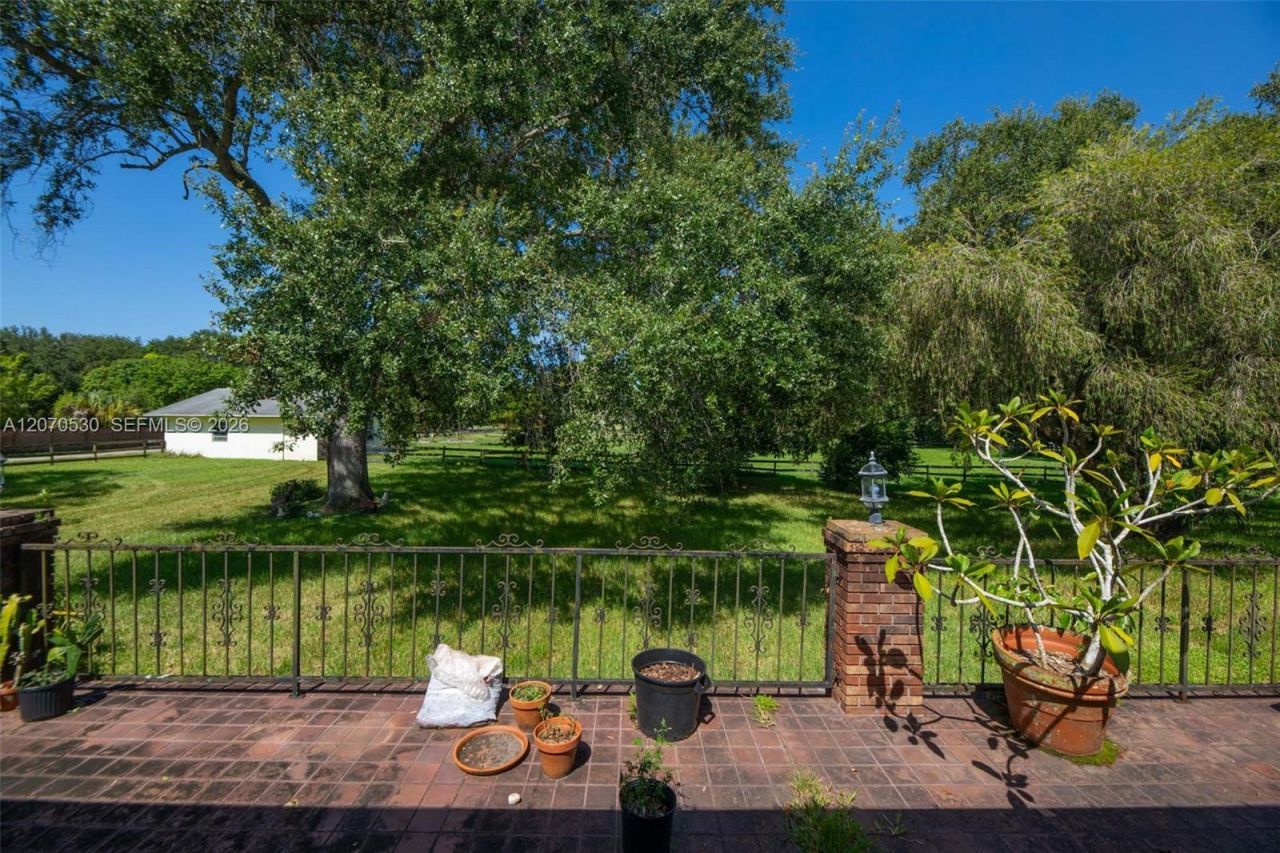 5501 SW 136th Ave, Southwest Ranches, FL 33330 Photo