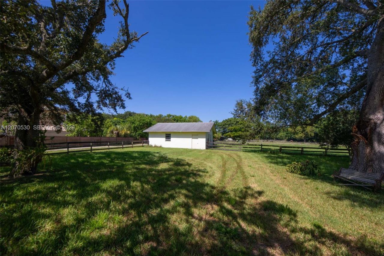 5501 SW 136th Ave, Southwest Ranches, FL 33330 Photo