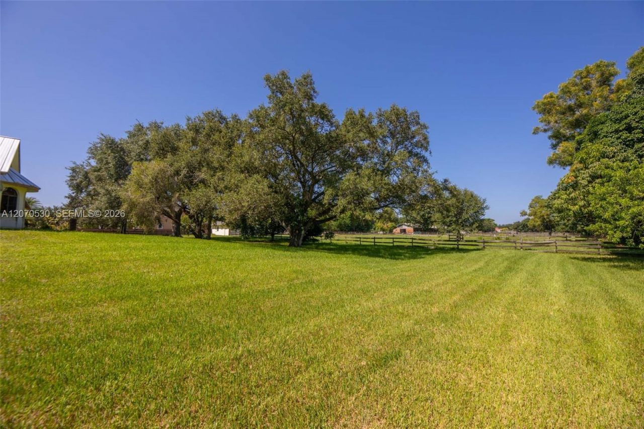 5501 SW 136th Ave, Southwest Ranches, FL 33330 Photo