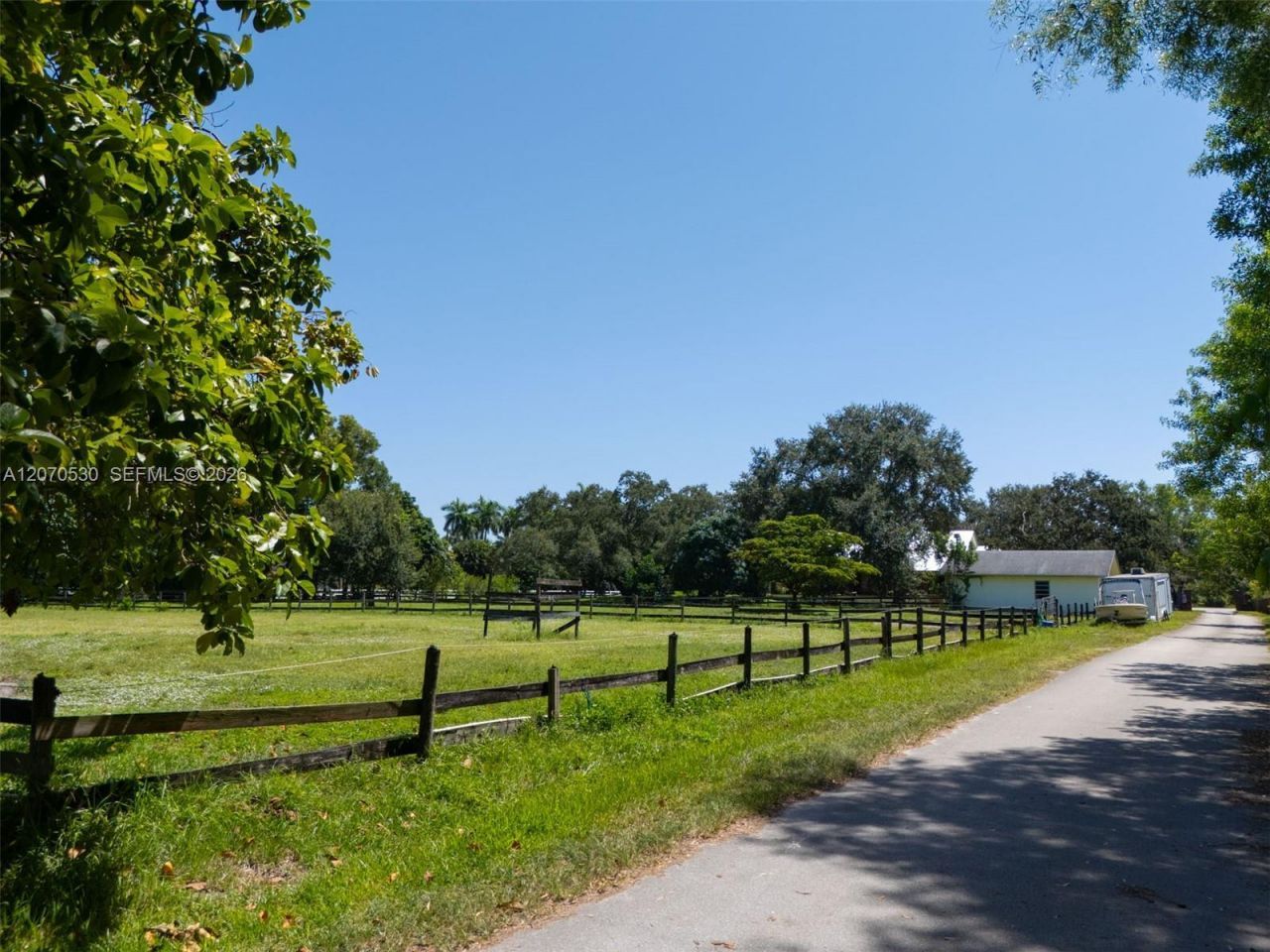 5501 SW 136th Ave, Southwest Ranches, FL 33330 Photo