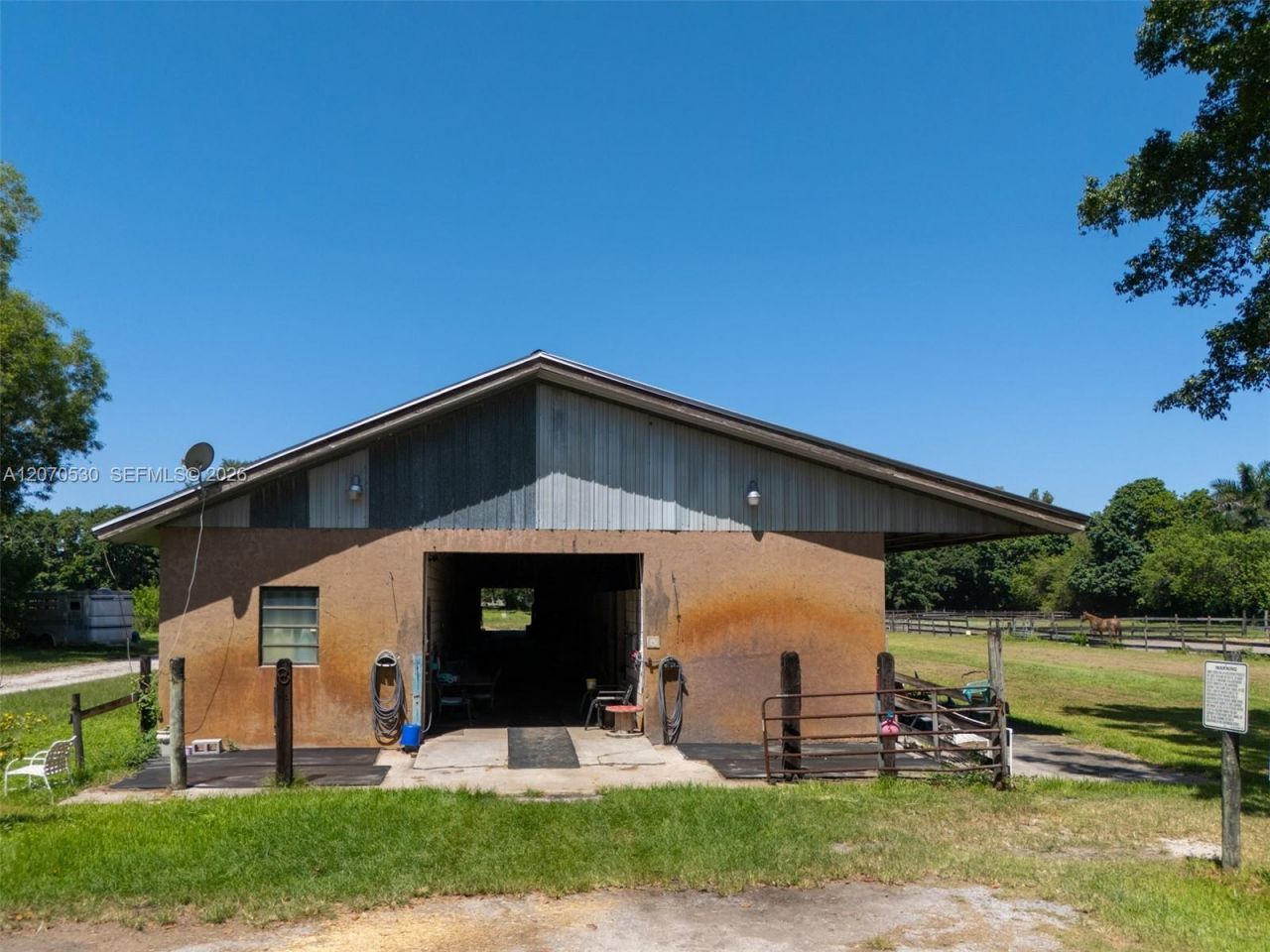 5501 SW 136th Ave, Southwest Ranches, FL 33330 Photo