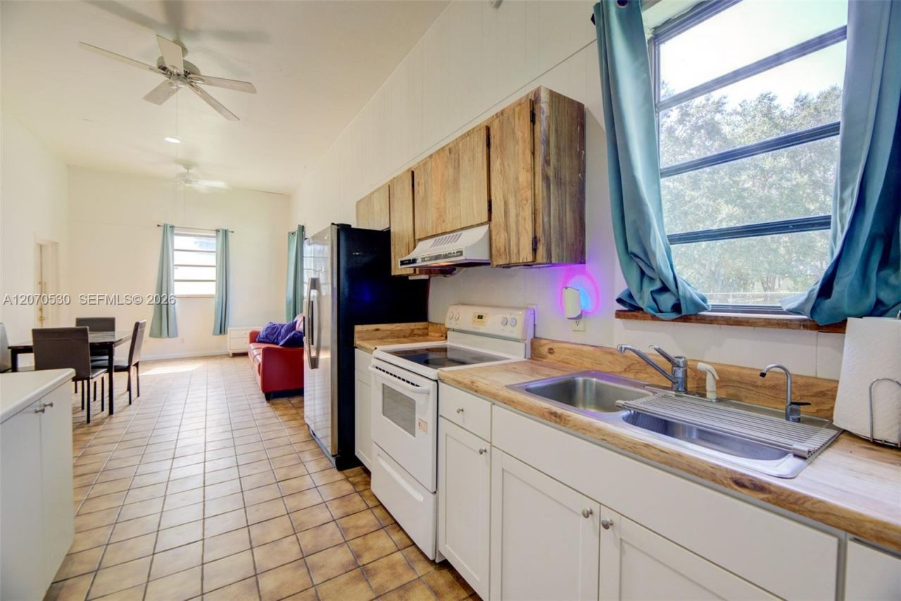 5501 SW 136th Ave, Southwest Ranches, FL 33330 Photo
