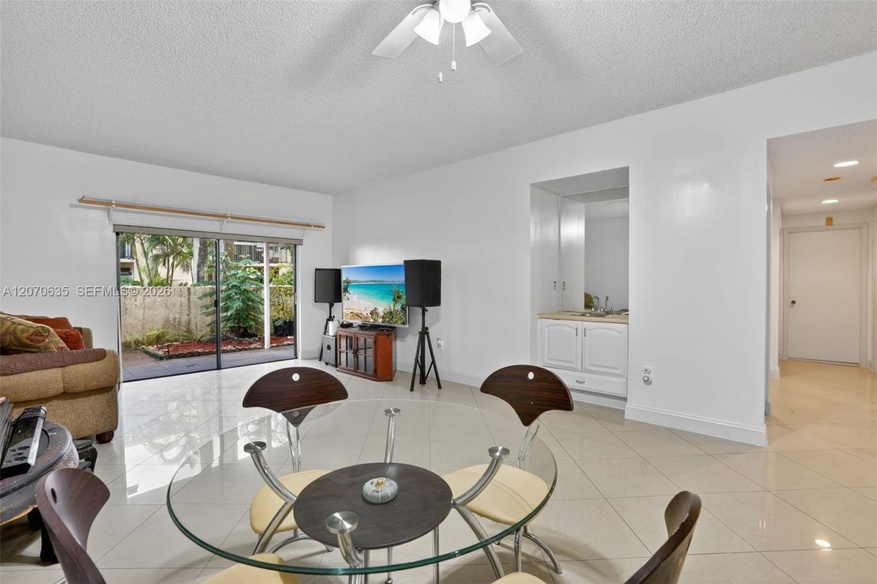 13045 SW 88th Ln, Unit 104A, Miami, FL 33186 Photo