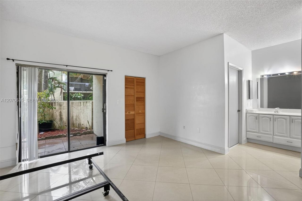 13045 SW 88th Ln, Unit 104A, Miami, FL 33186 Photo