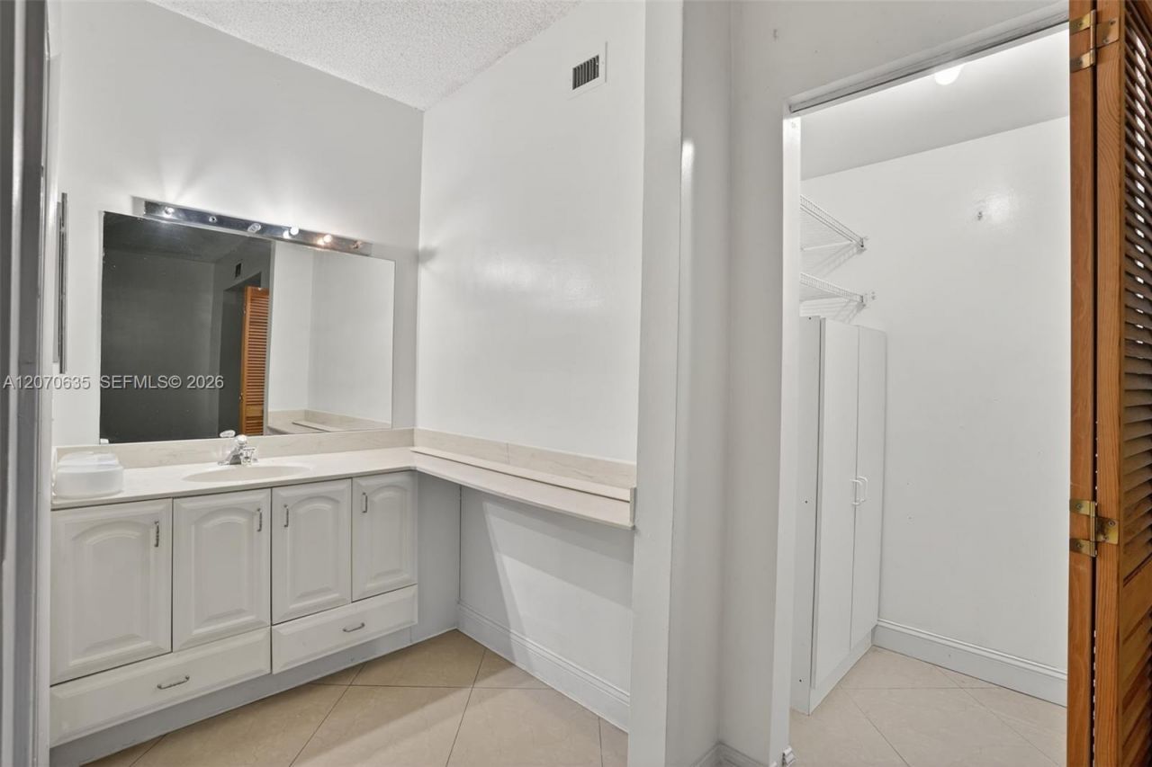 13045 SW 88th Ln, Unit 104A, Miami, FL 33186 Photo