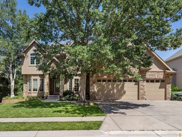 1519 S 192nd Avenue Circle, Omaha, NE 68130