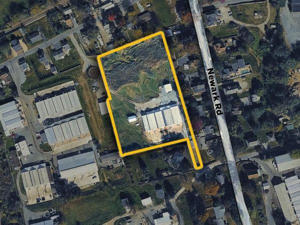 1069 NEWARK ROAD, TOUGHKENAMON, PA 19374
