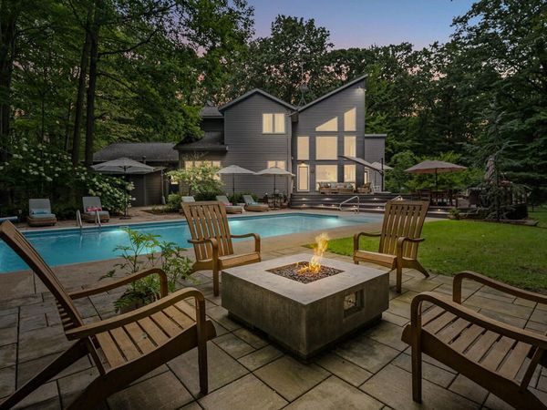 16275 Riley Street, Holland, MI 49424