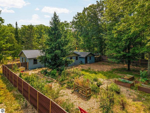 5274 Karlin Road, Interlochen, MI 49643
