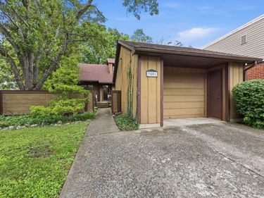 3501 Windgate Way, Lexington, KY 40517