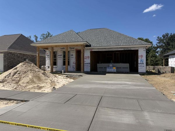 12097 Clare Ct, Geismar, LA 70734