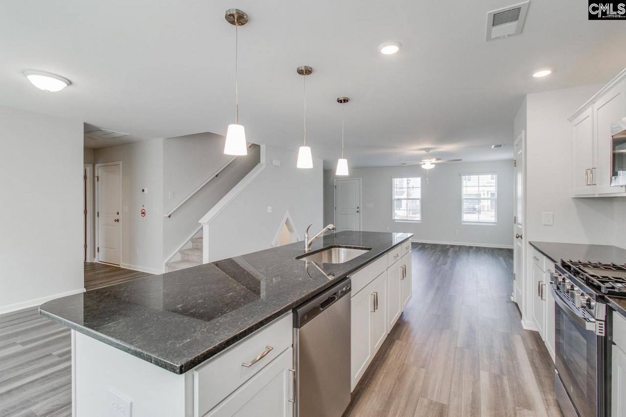 139 Pemberton Drive Photo 10