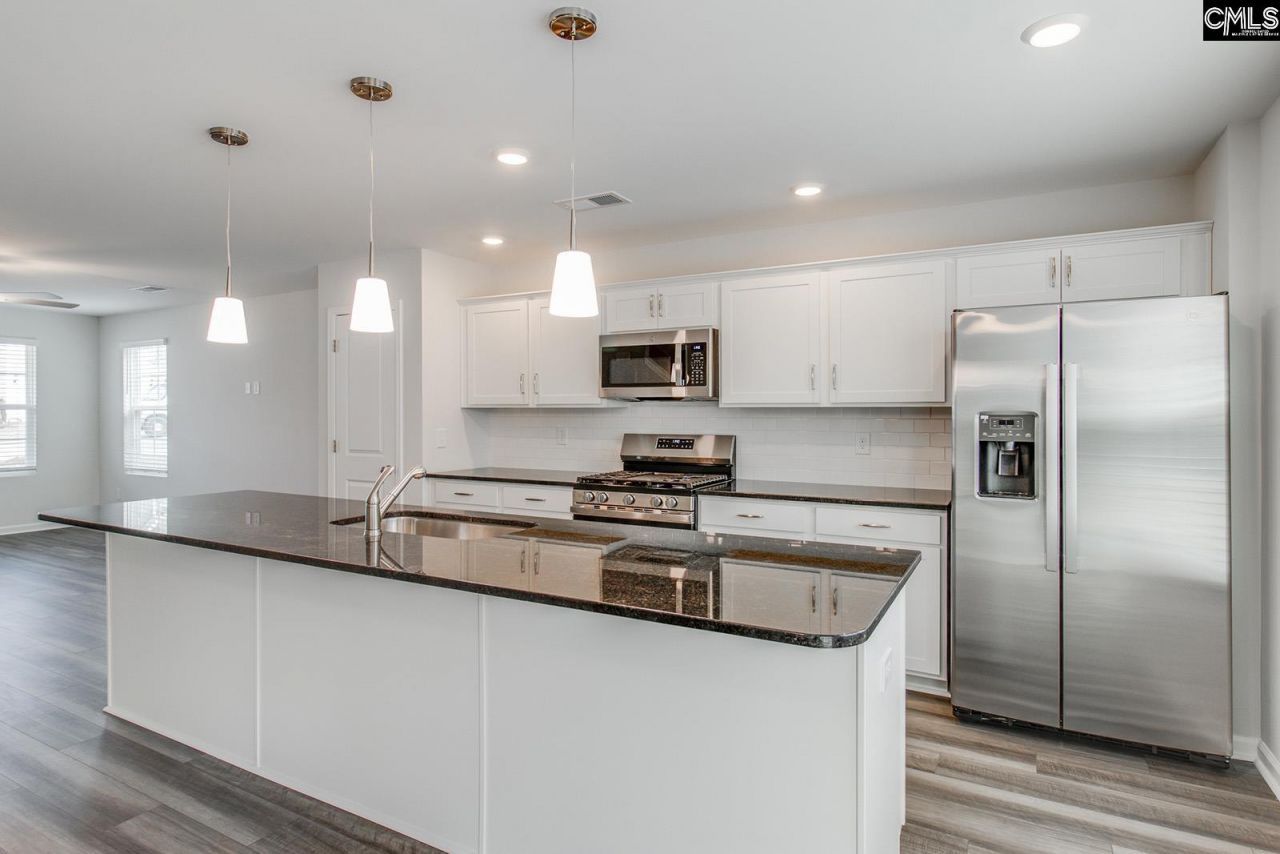 139 Pemberton Drive Photo 9