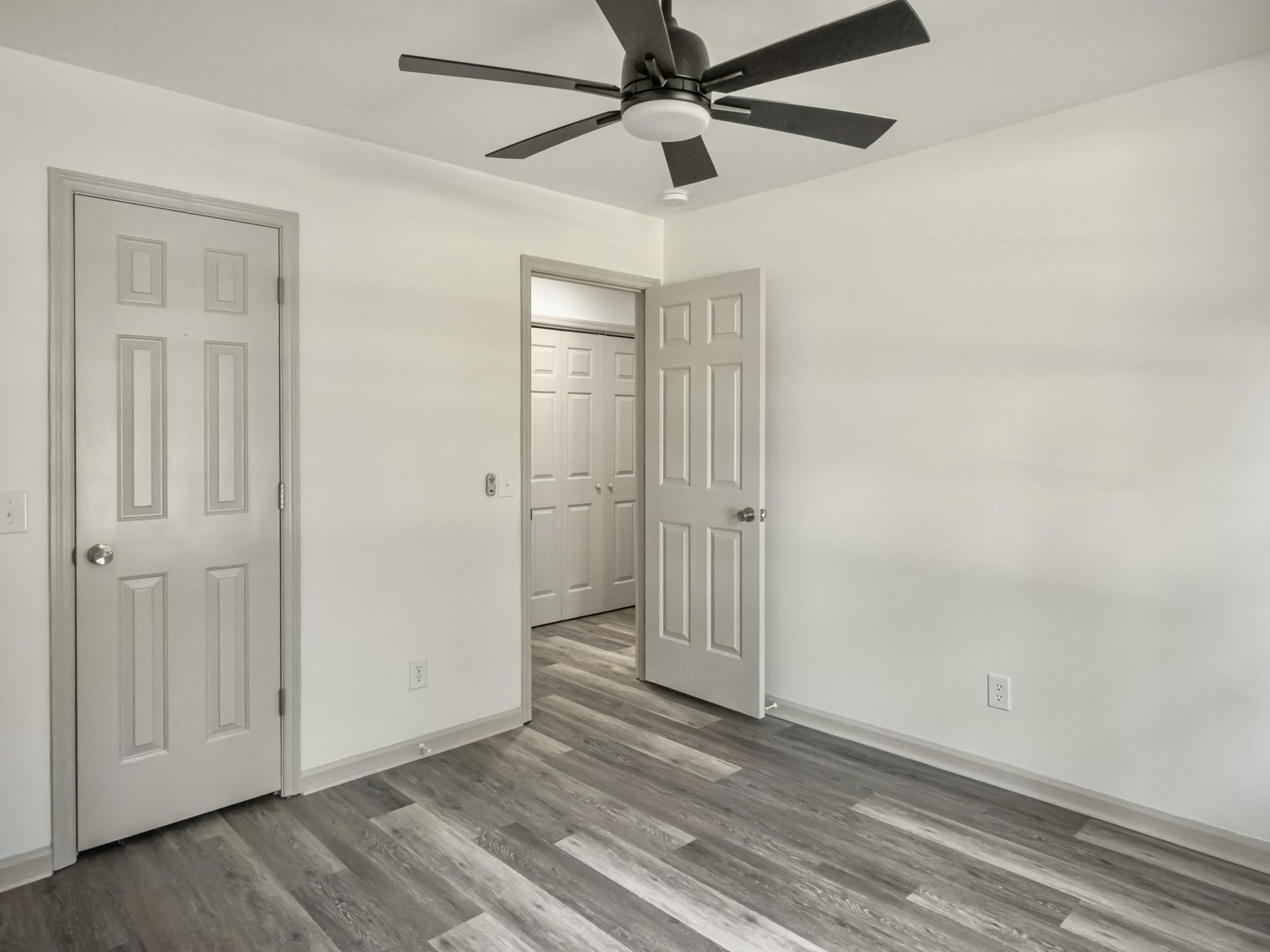 8503 William Moultrie Drive Photo 25