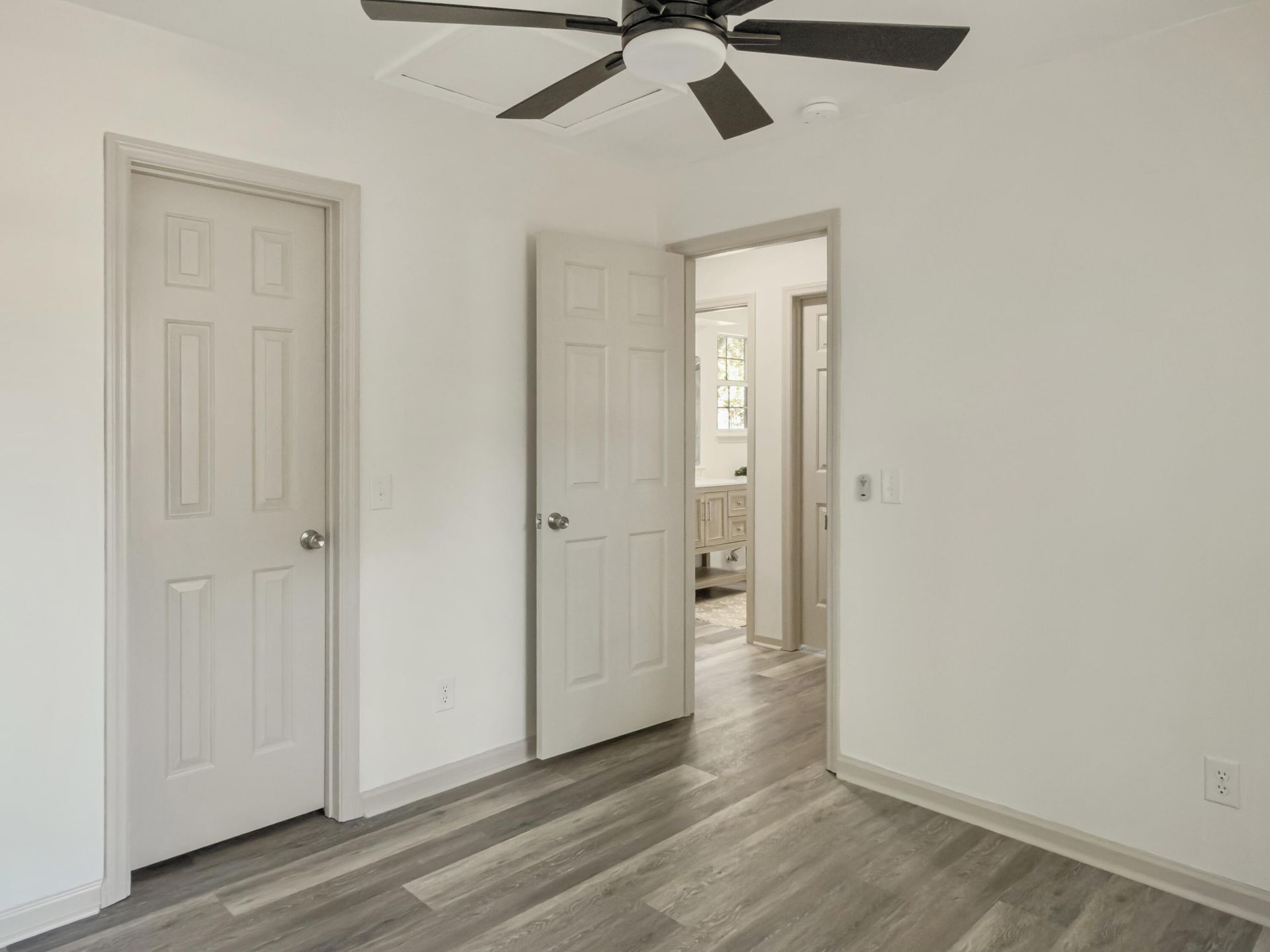 8503 William Moultrie Drive Photo 28