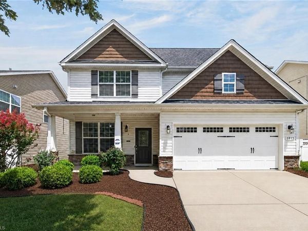 1913 Glenkirk Drive, Burlington, NC 27215