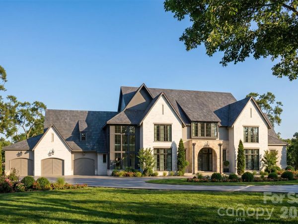 4900 Carmel Club Drive, Charlotte, NC 28226