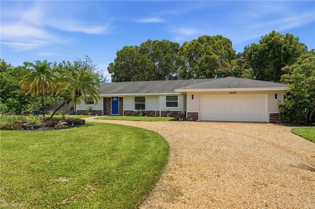 4900 Tahiti Ln, Naples, FL 34112 Photo