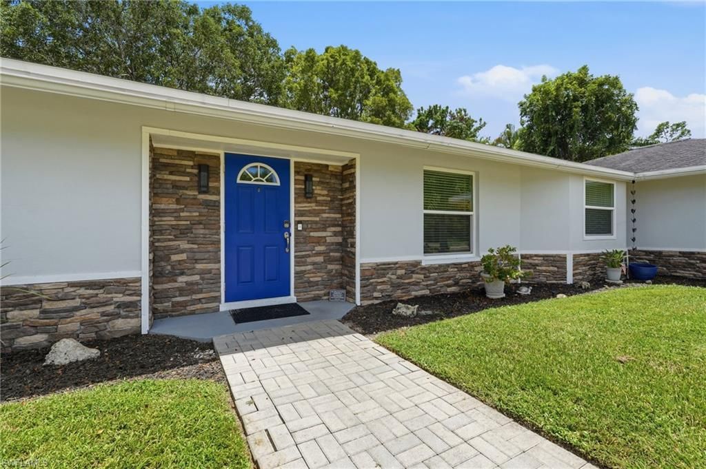 4900 Tahiti Ln, Naples, FL 34112 Photo