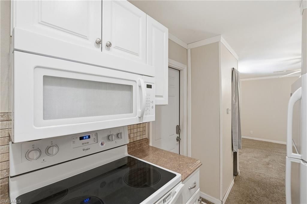 4900 Tahiti Ln, Naples, FL 34112 Photo