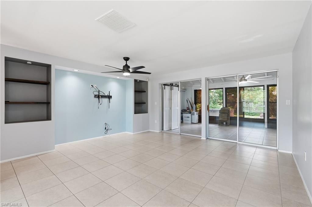 4900 Tahiti Ln, Naples, FL 34112 Photo