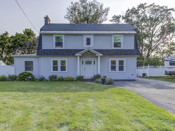 1715 Amsterdam Road, Glenville, NY 12302