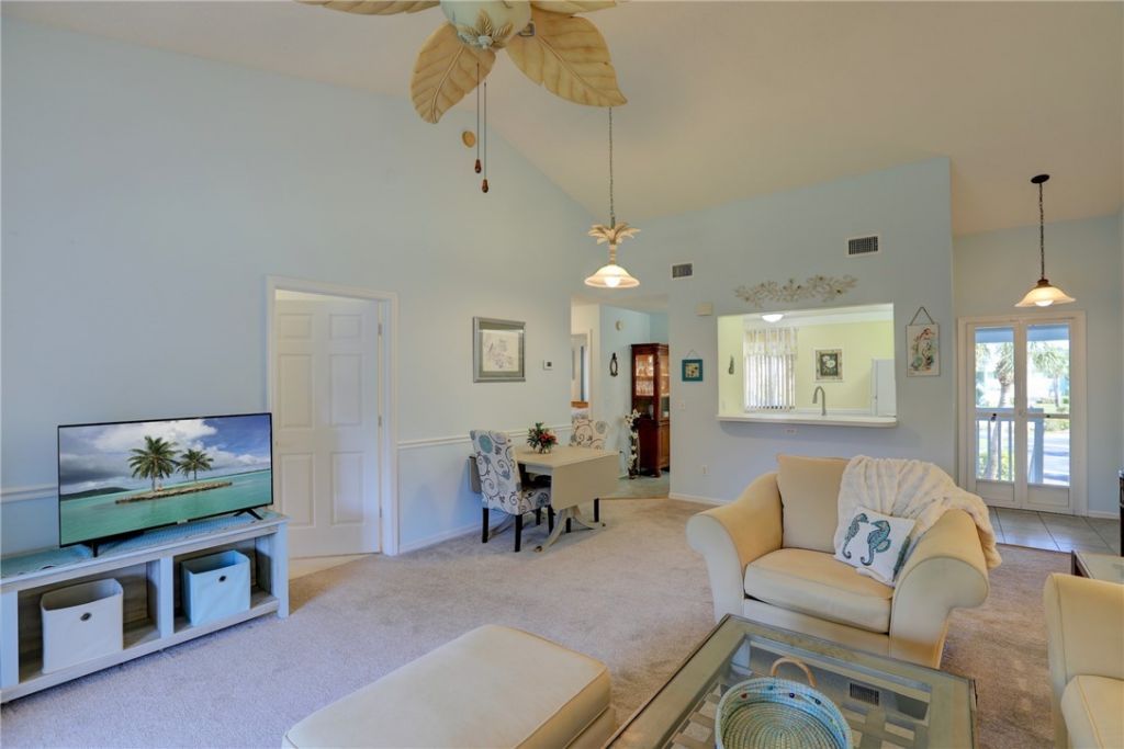 9635 Riverside Drive, Unit 4, Sebastian, FL 32958 Photo