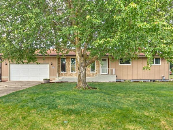 1225 S Woodlawn Rd, Spokane Valley, WA 99216