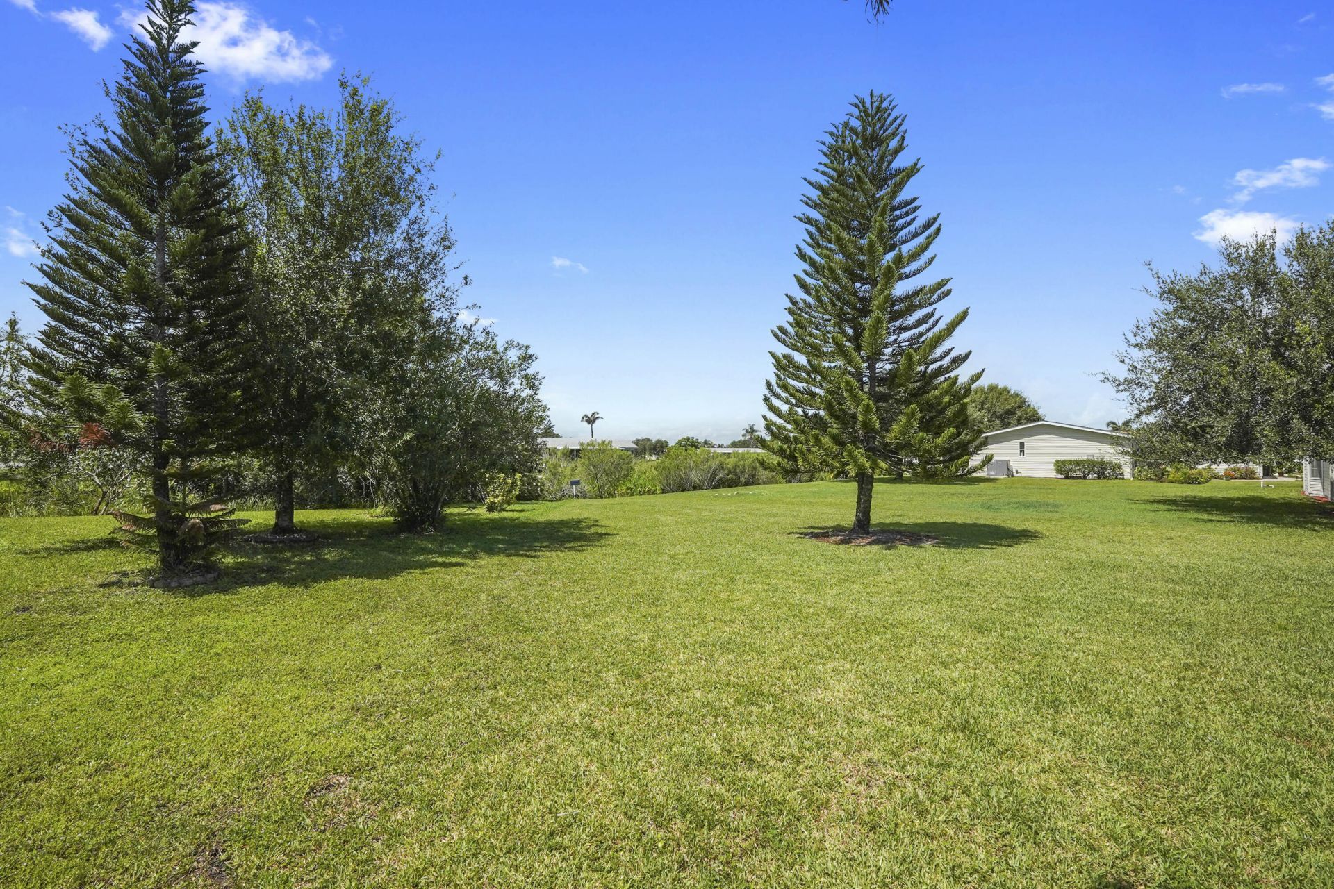 3304 Red Tailed Hawk Drive, Port Saint Lucie, FL 34952 Photo