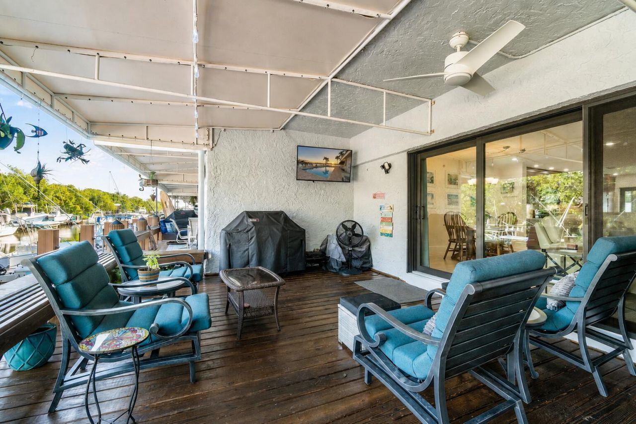 611 NE 12th Terrace, Unit 2, Boynton Beach, FL 33435 Photo