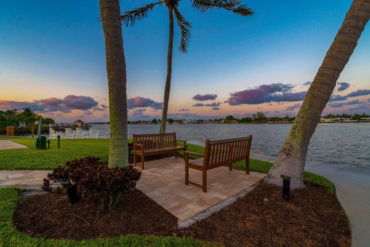 611 NE 12th Terrace, Unit 2, Boynton Beach, FL 33435 Photo