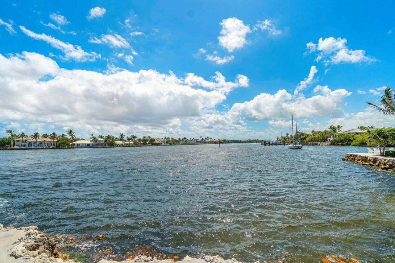 611 NE 12th Terrace, Unit 2, Boynton Beach, FL 33435 Photo